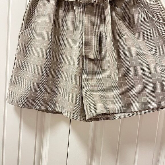 Plaid Paper Bag High Waist Shorts Beige – S - Picture 3 of 8